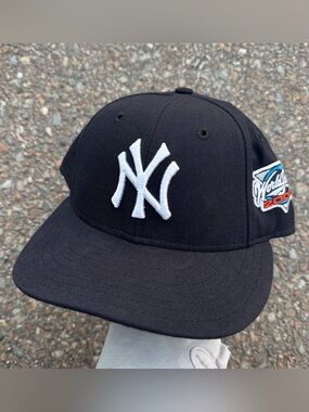 Vintage New York Yankees Fitted Hat Cap 7 3/4 World Series 2000 59fifty Patch